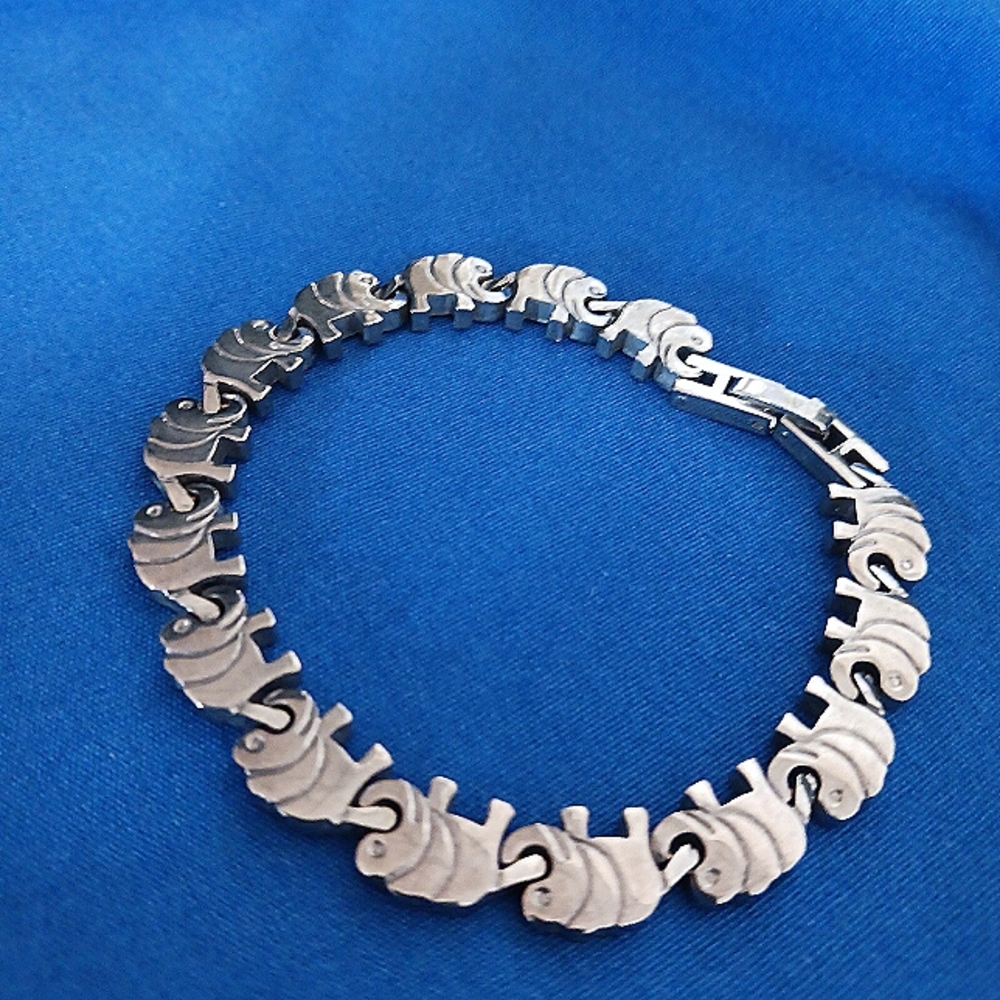 Elephant Link Bracelet